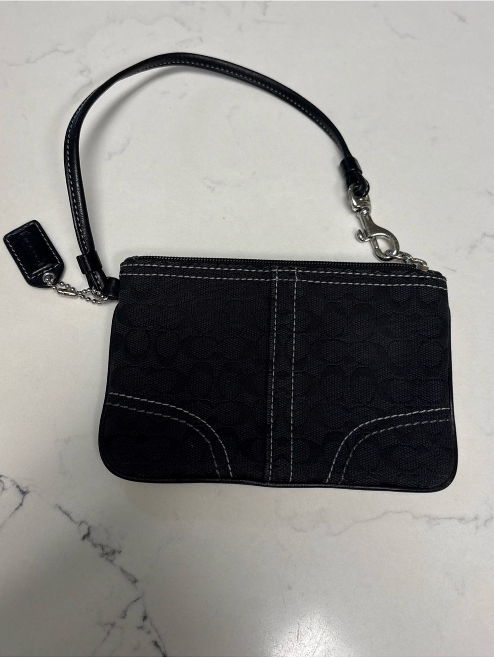 Coach Black Wristlet Clutch with Contrast Stitching - Picture 3 of 16